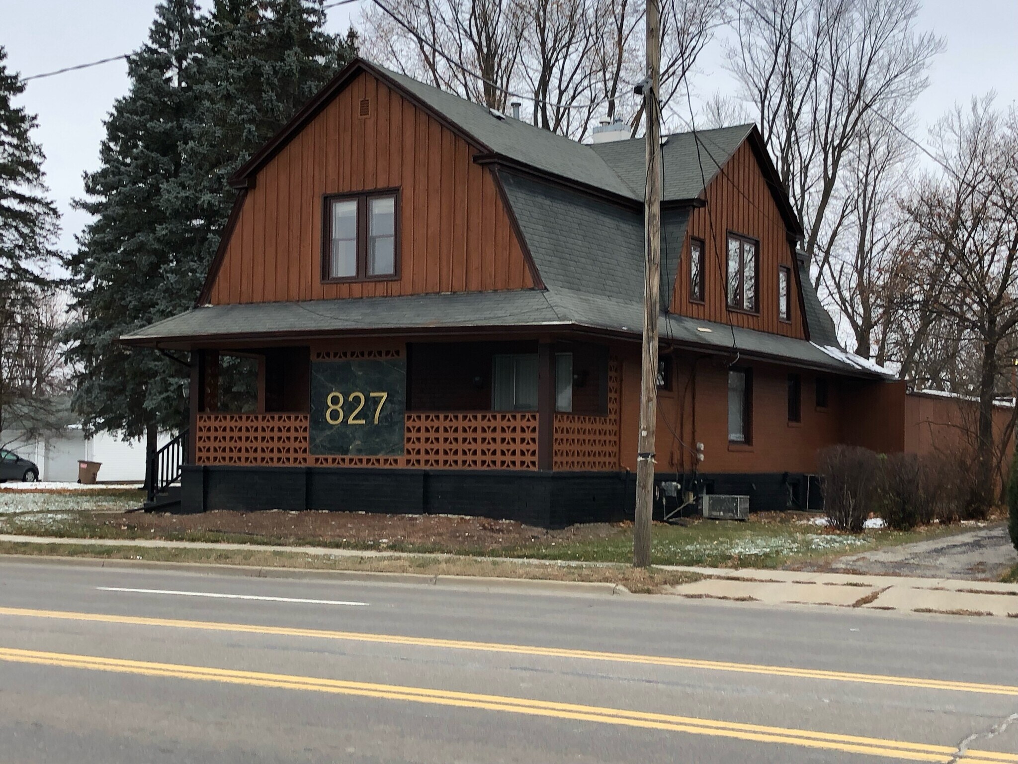 827 E Main St, Owosso, MI for sale Building Photo- Image 1 of 1