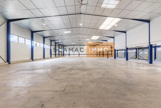 More details for Multiple Space Uses for Lease