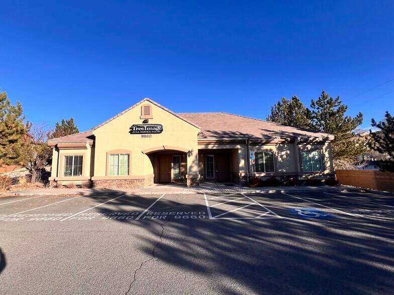 9660 S McCarran Blvd, Reno, NV à louer - Photo du bâtiment - Image 2 de 15
