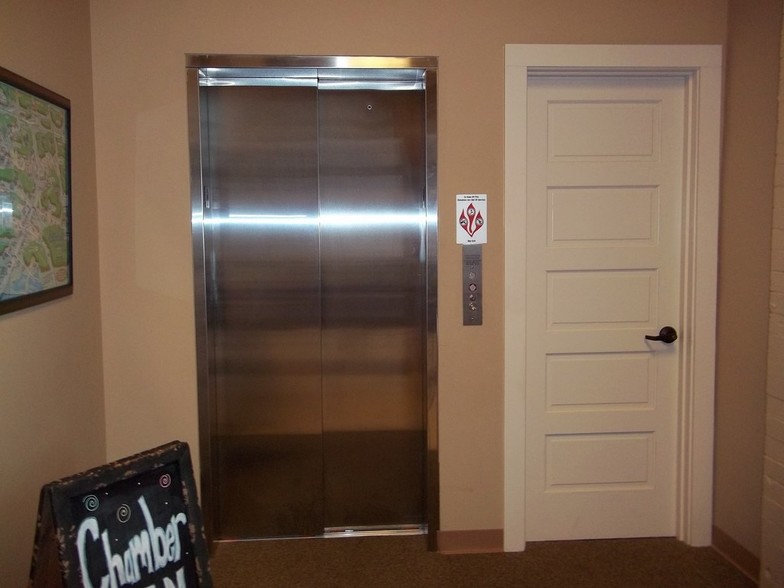 1808 Front St, Slidell, LA for lease - Building Photo - Image 3 of 44