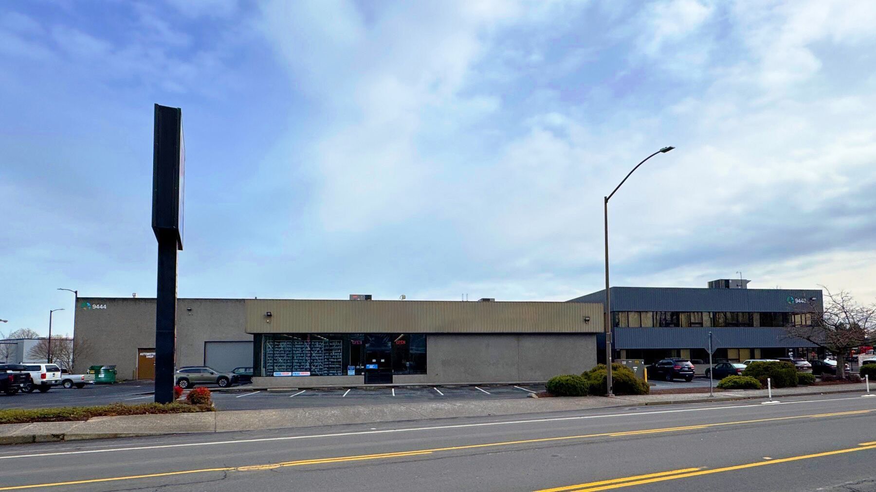 9444 N Whitaker Rd, Portland, OR for lease Primary Photo- Image 1 of 5