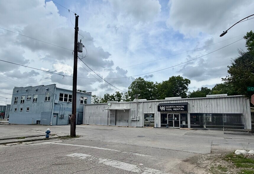 North Main Porfolio portefeuille de 6 propriétés à vendre sur LoopNet.ca - Photo du bâtiment - Image 3 de 14