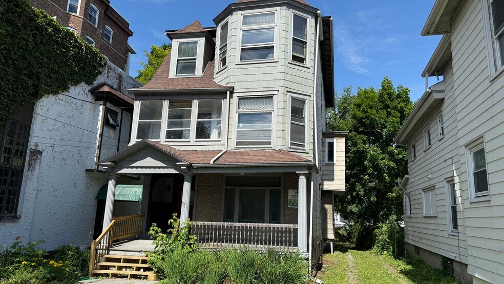 101 Oak St, Binghamton, NY à vendre - Photo du bâtiment - Image 2 de 4