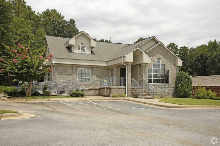 1900 Hudson Bridge Rd, Stockbridge, GA à vendre - Photo du bâtiment - Image 1 de 1