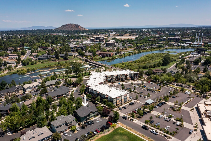 796 SW Bradbury Way, Bend, OR for lease - Primary Photo - Image 2 of 36