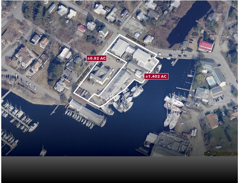 Fulchers Seafood portfolio of 1 properties for sale on LoopNet.ca - Primary Photo - Image 1 of 2