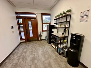 6336 Greenwich Dr, San Diego, CA for lease Interior Photo- Image 2 of 10