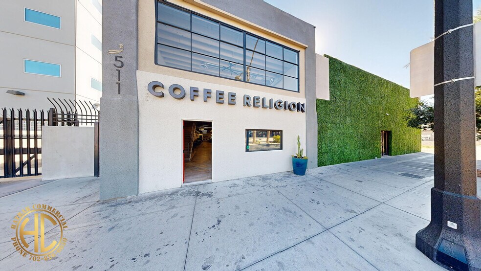 511-515 Las Vegas Blvd S, Las Vegas, NV à louer - Photo du bâtiment - Image 3 de 11