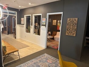 1985 Hendersonville Rd, Asheville, NC for lease Interior Photo- Image 2 of 10