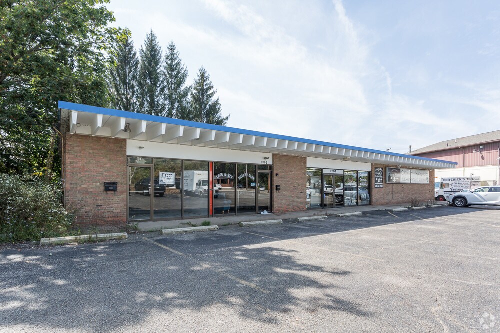 874 E Aurora Rd, Macedonia, OH for lease Building Photo- Image 1 of 10