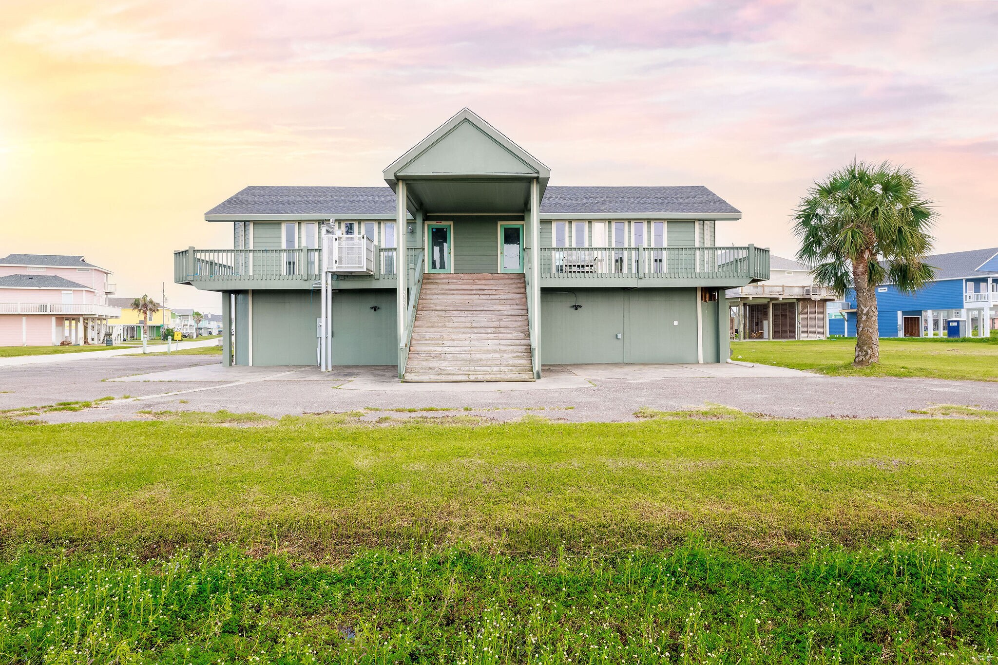 3120 Hwy 87, Crystal Beach, TX à vendre Photo du bâtiment- Image 1 de 26