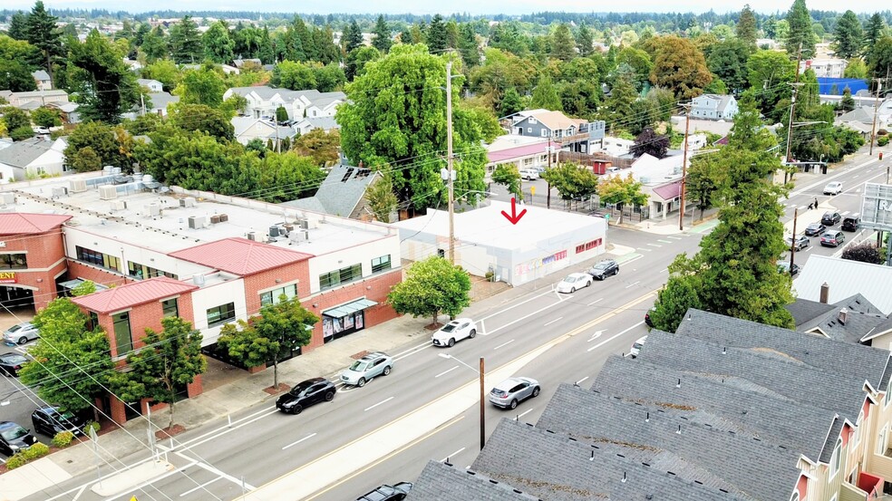 8827 SE Division St, Portland, OR à vendre - Photo du bâtiment - Image 3 de 12