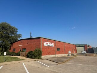 Plus de détails pour 1075 Chisolm Trl, Keller, TX - Local d'activités à louer