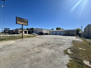 16299 Fm 1325, Austin, TX for lease Interior Photo- Image 2 of 9