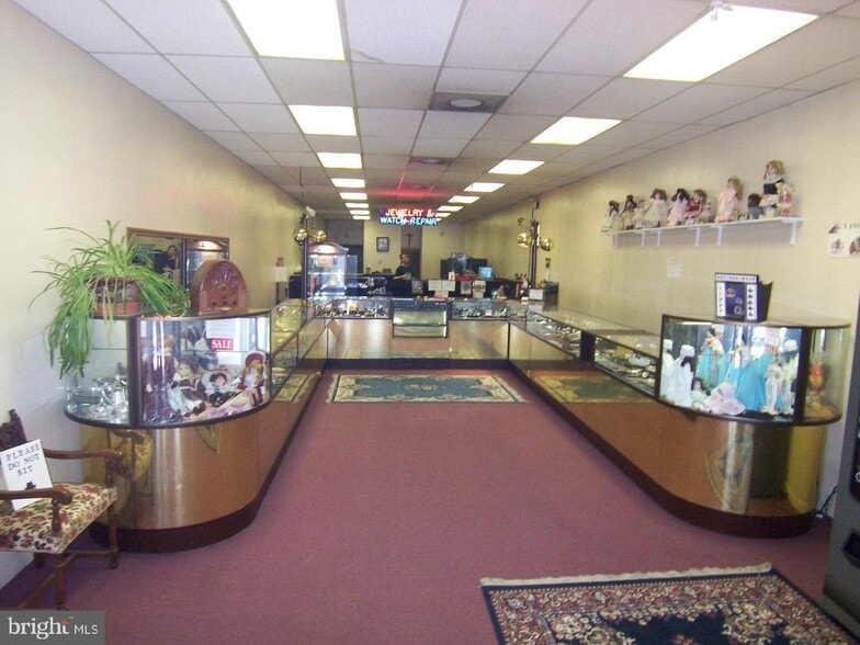 32 N Parke St, Aberdeen, MD for lease - Building Photo - Image 3 of 6