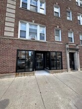 2437-2443 W Diversey Ave, Chicago, IL for lease Interior Photo- Image 1 of 5