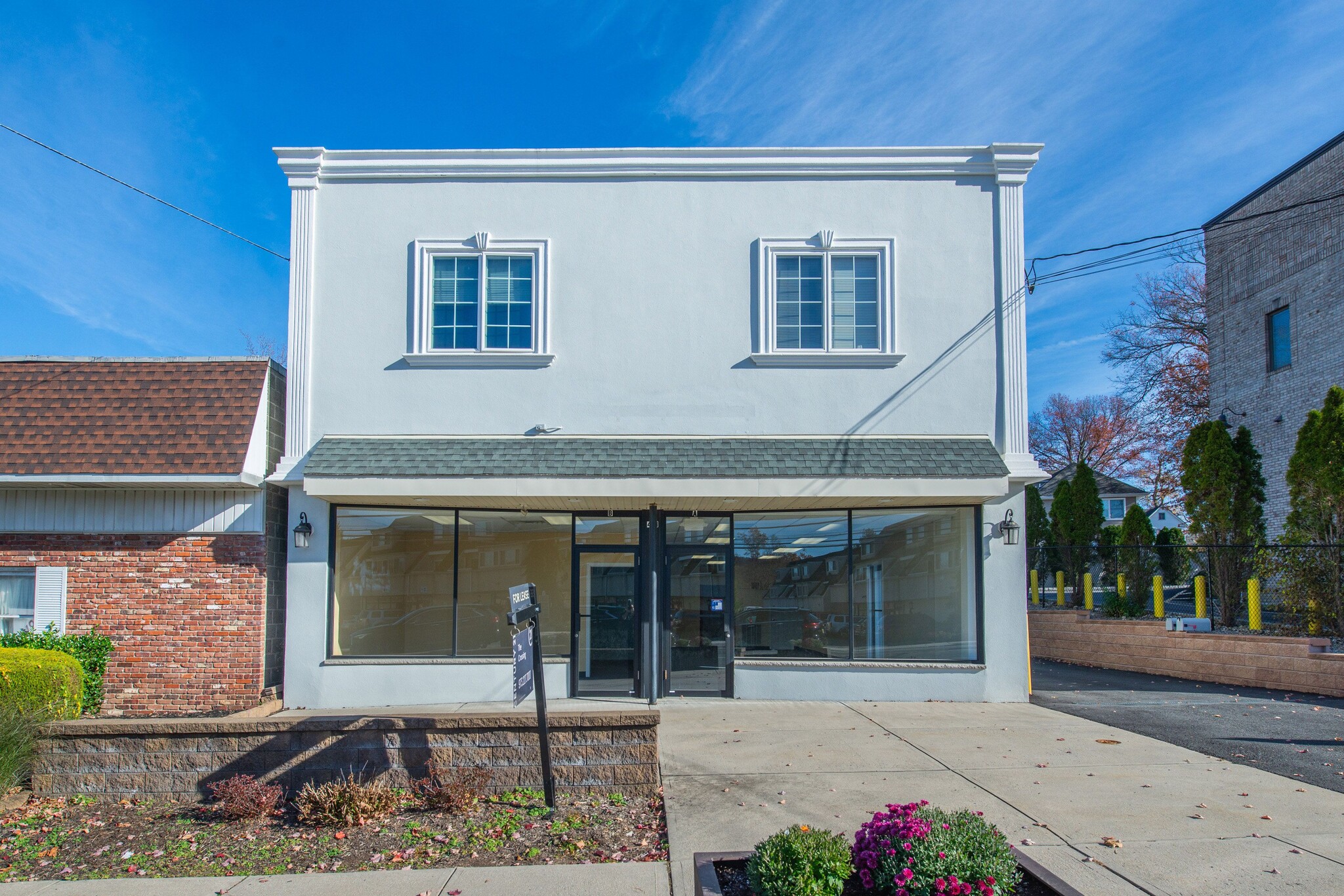 471 Pompton Ave, Cedar Grove, NJ à vendre Photo du bâtiment- Image 1 de 1