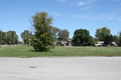 Land For Sale portefeuille de 5 propriétés à vendre sur LoopNet.ca - Photo du bâtiment - Image 3 de 15