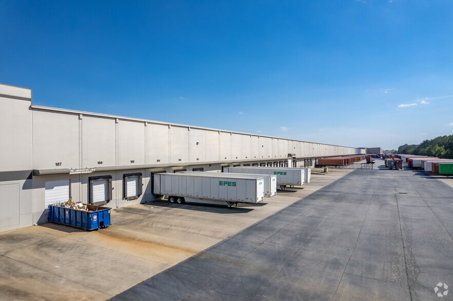 150 Greenwood Industrial Pky, McDonough, GA for lease - Building Photo - Image 3 of 6