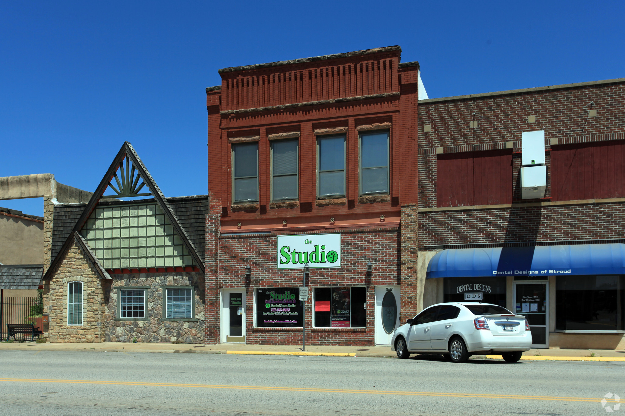 403 W Main St, Stroud, OK for sale Primary Photo- Image 1 of 26