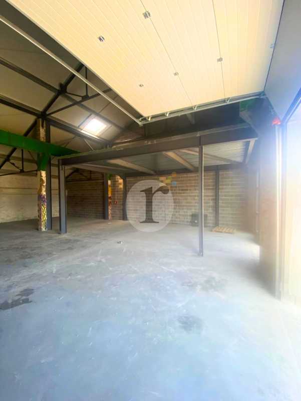 Flex in Lille for lease Interior Photo- Image 1 of 6