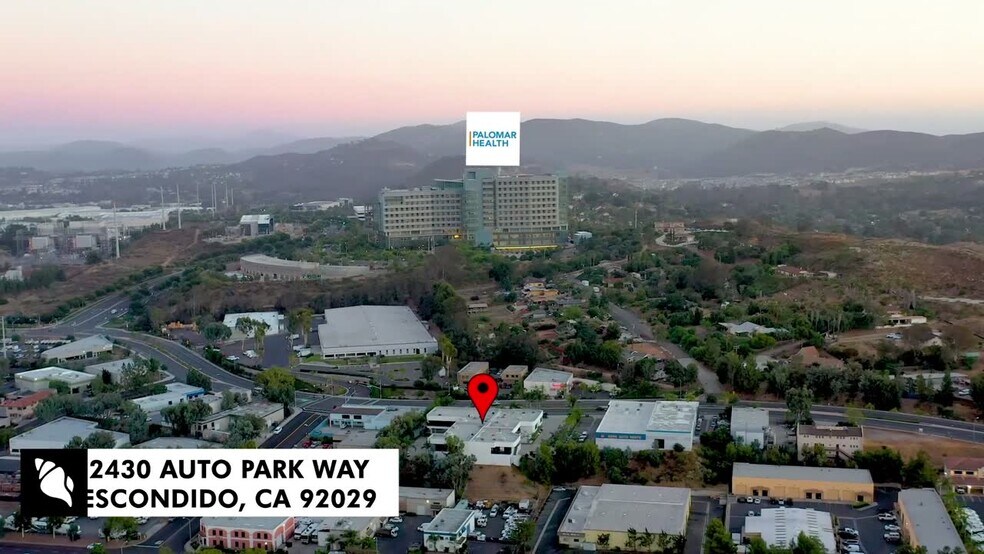 2430-2434 Auto Park Way, Escondido, CA à louer - Vidéo sur l’inscription commerciale - Image 3 de 11