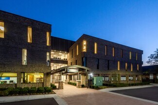 Plus de détails pour 1000 W University Dr, Rochester, MI - Bureau à louer