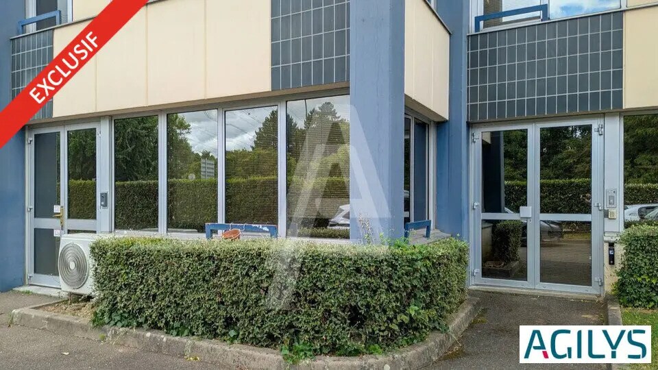 Local d'activités dans Massy à vendre - Photo du bâtiment - Image 1 de 12