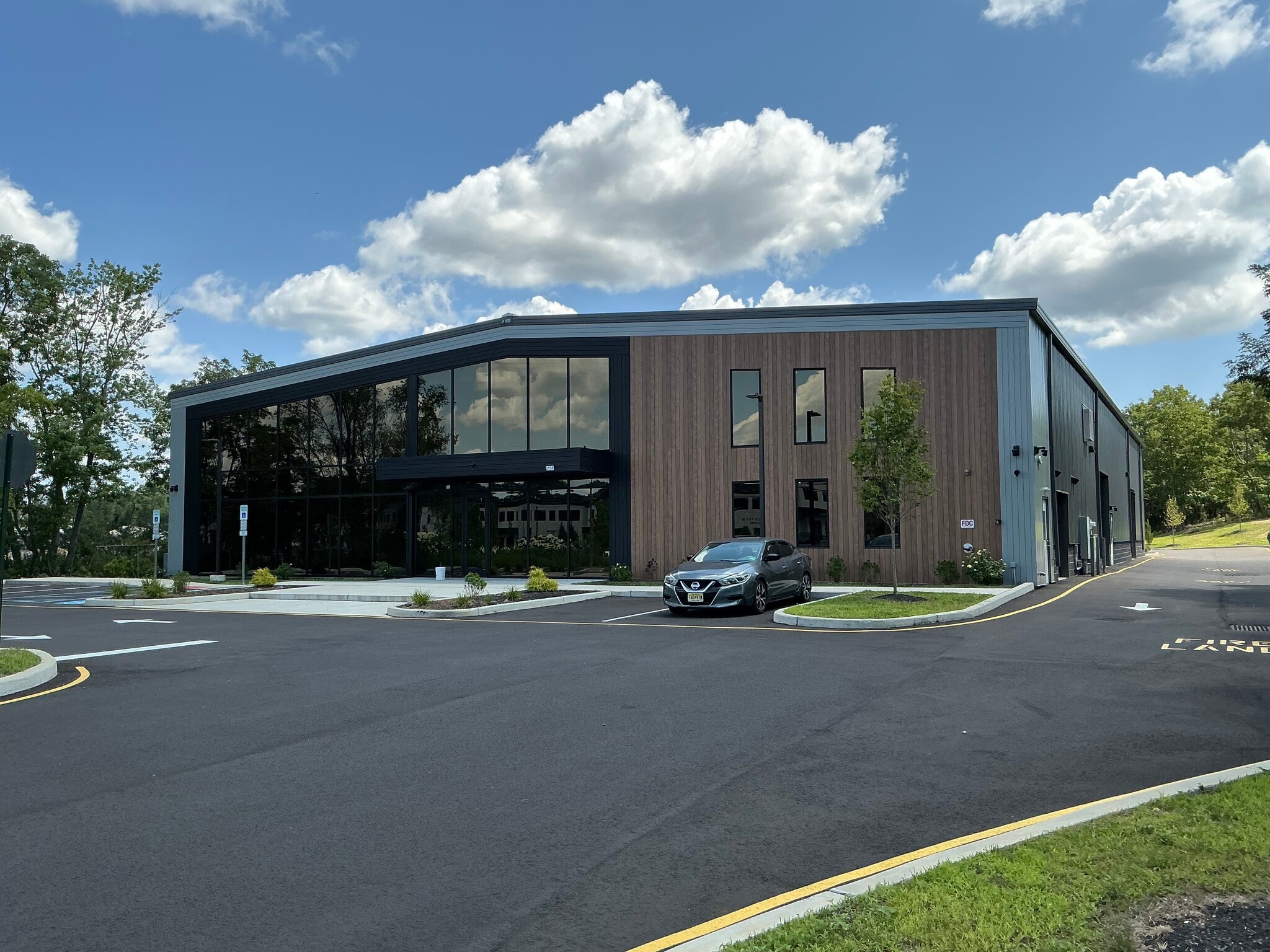 2139 US-9, Toms River, NJ for lease Primary Photo- Image 1 of 13