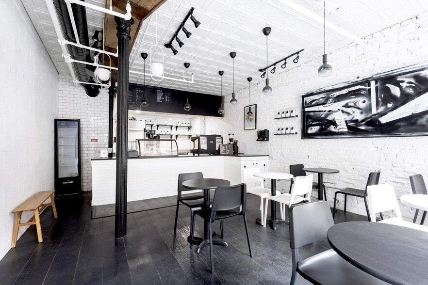 222-224 Front St, New York, NY for lease - Interior Photo - Image 2 of 5