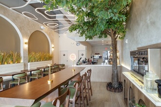 7901 NW 36th St, Doral, FL for lease Interior Photo- Image 1 of 7