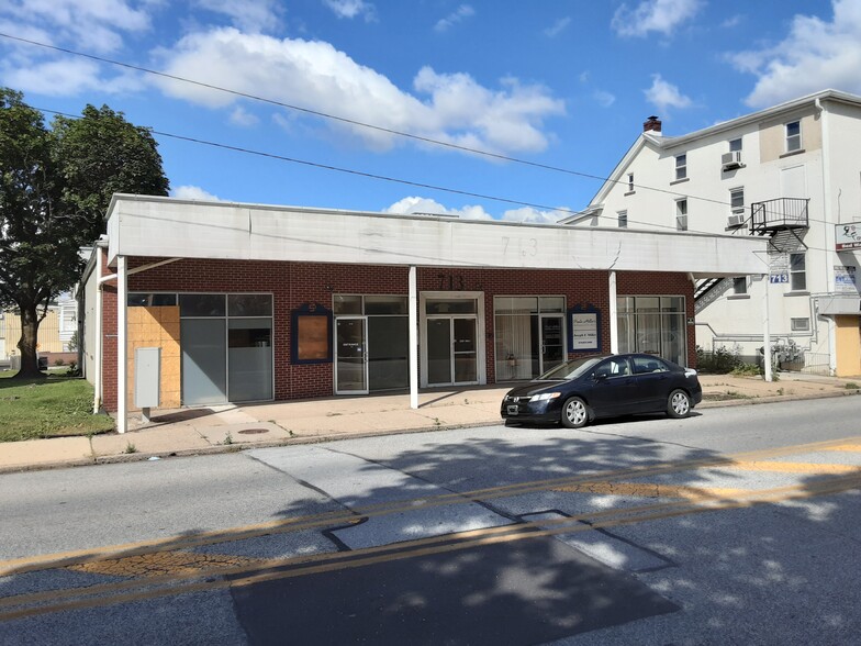 713 W Main St, Lansdale, PA for sale - Building Photo - Image 1 of 1