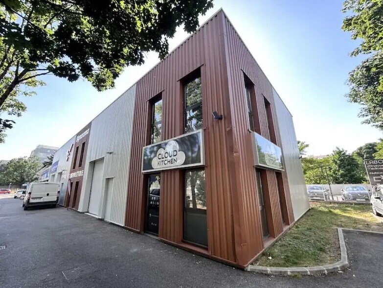 Flex dans Bourg-en-Bresse à louer - Photo du bâtiment - Image 1 de 6