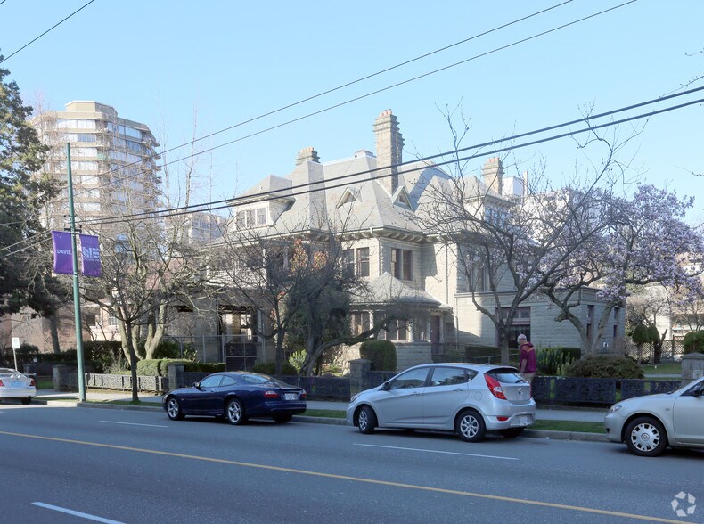 1523 Davie St, Vancouver, BC à vendre - Photo principale - Image 1 de 1