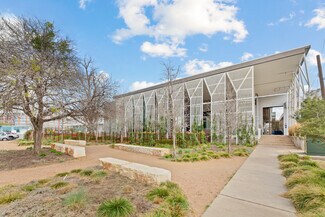 Plus de détails pour 979 Springdale Rd, Austin, TX - Plusieurs types d'espaces à louer