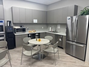 100 Connemara Dr, Cary, NC for lease Interior Photo- Image 2 of 6