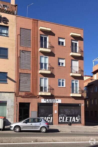 Calle Sebastián Álvaro, 8, Madrid, Madrid à vendre - Photo du bâtiment - Image 2 de 2