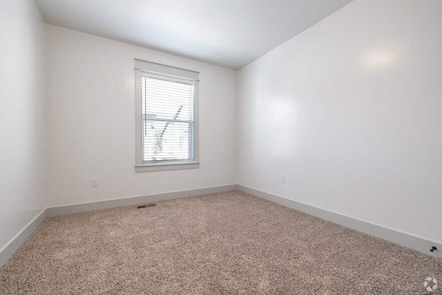 2100 North Highway 89 Highway, Harrisville, UT à vendre - Photo intérieure - Image 3 de 20