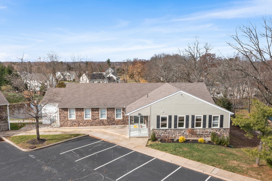 133 Level Rd, Collegeville, PA for lease - Building Photo - Image 1 of 16