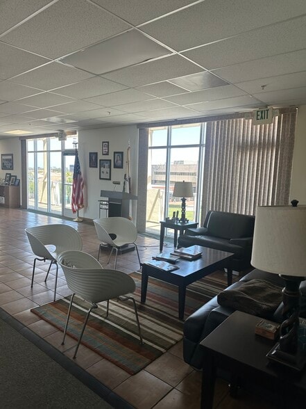 23211-23215 Hawthorne Blvd, Torrance, CA for lease - Interior Photo - Image 3 of 7