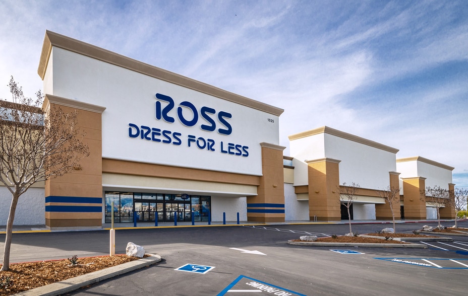 1025 S Main St, Red Bluff, CA à louer - Autre - Image 3 de 11