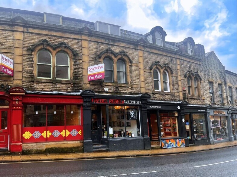 1-3 Market St, Hebden Bridge à vendre - Photo du bâtiment - Image 2 de 14