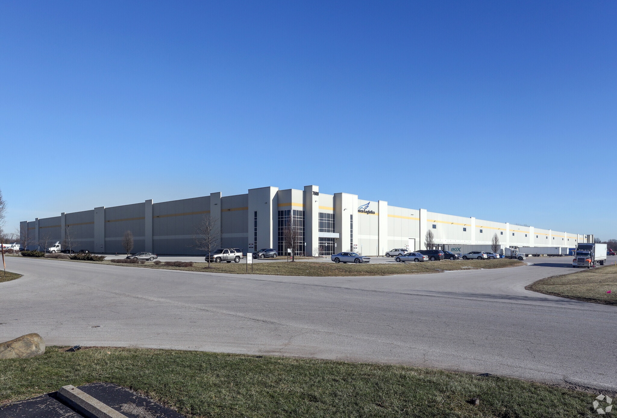 7600 Rockville Rd, Indianapolis, IN for sale Primary Photo- Image 1 of 1