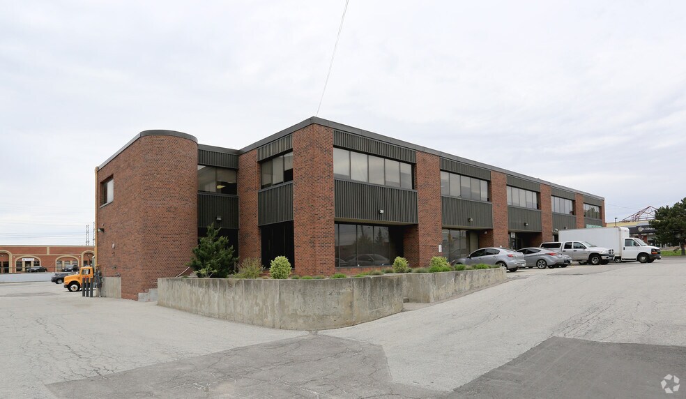 1020 Brock Rd, Pickering, ON à louer - Photo du bâtiment - Image 2 de 6