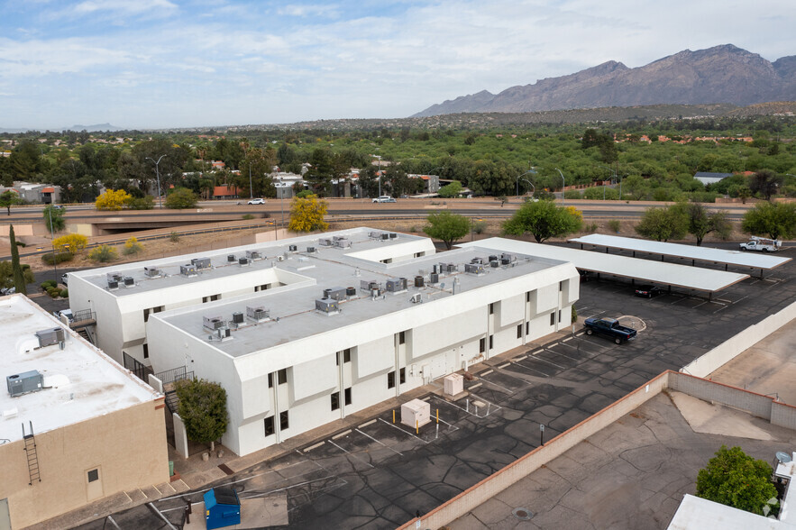 2500 N Pantano Rd, Tucson, AZ for lease - Aerial - Image 2 of 9