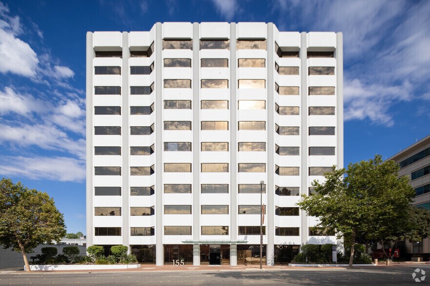 155 N Lake Ave, Pasadena, CA à louer - Photo du bâtiment - Image 2 de 32