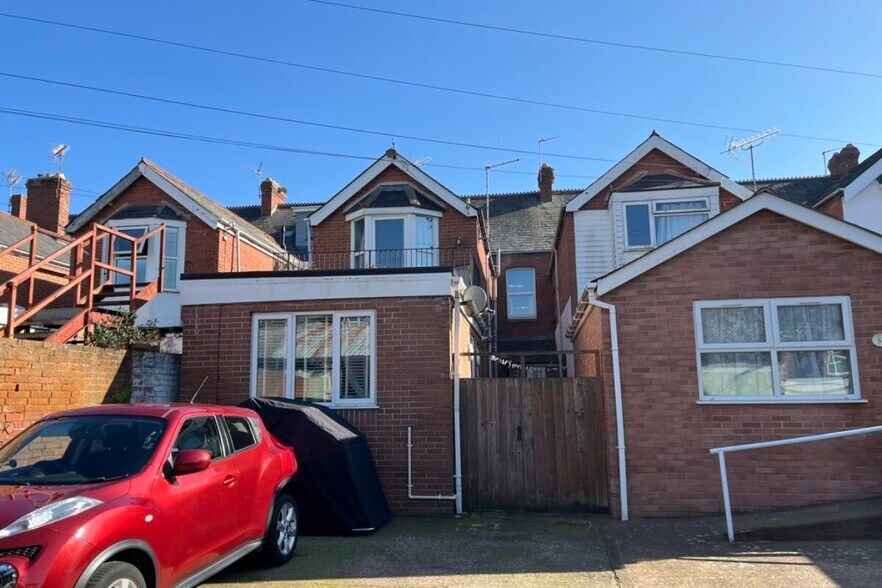 83 Exeter Rd, Exmouth à vendre - Photo du bâtiment - Image 2 de 2