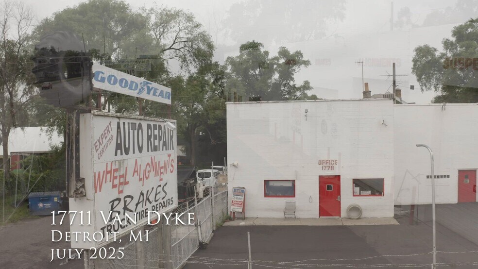17711 Van Dyke St, Detroit, MI à vendre - Vidéo sur l’inscription commerciale - Image 2 de 9
