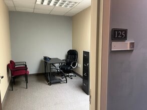 5215 Colley Ave, Norfolk, VA à louer Photo intérieure- Image 2 de 3