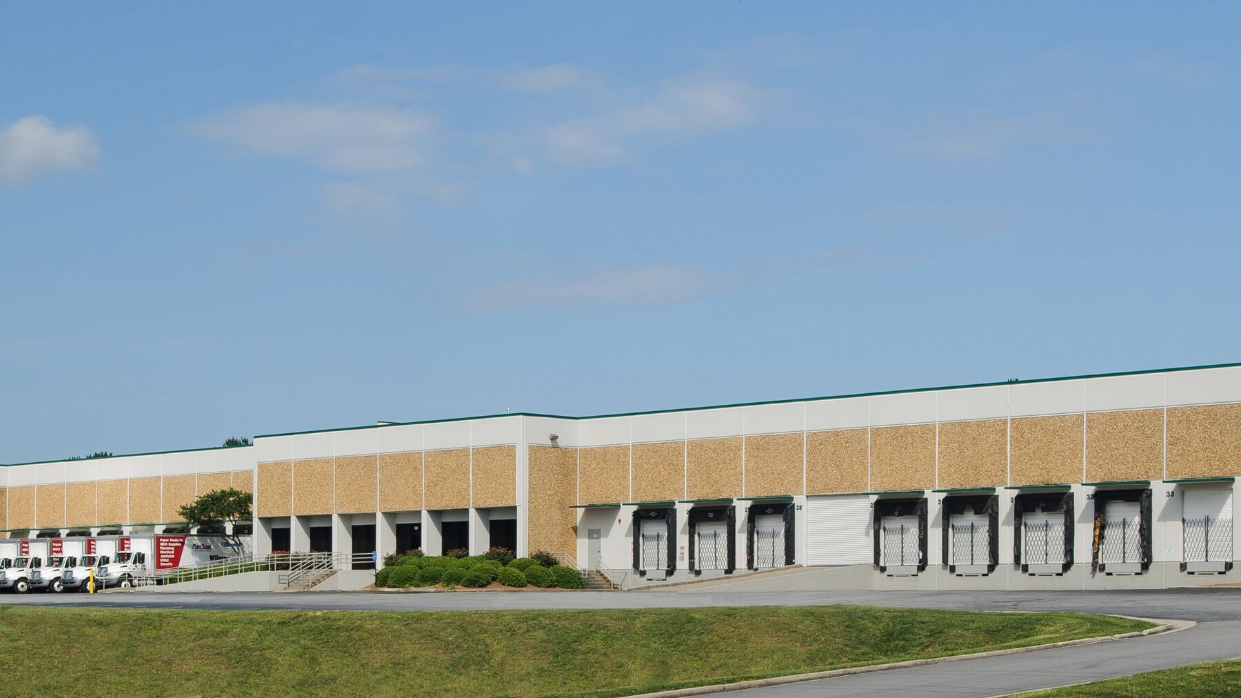 6875 Best Friend Rd, Doraville, GA for lease Primary Photo- Image 1 of 5